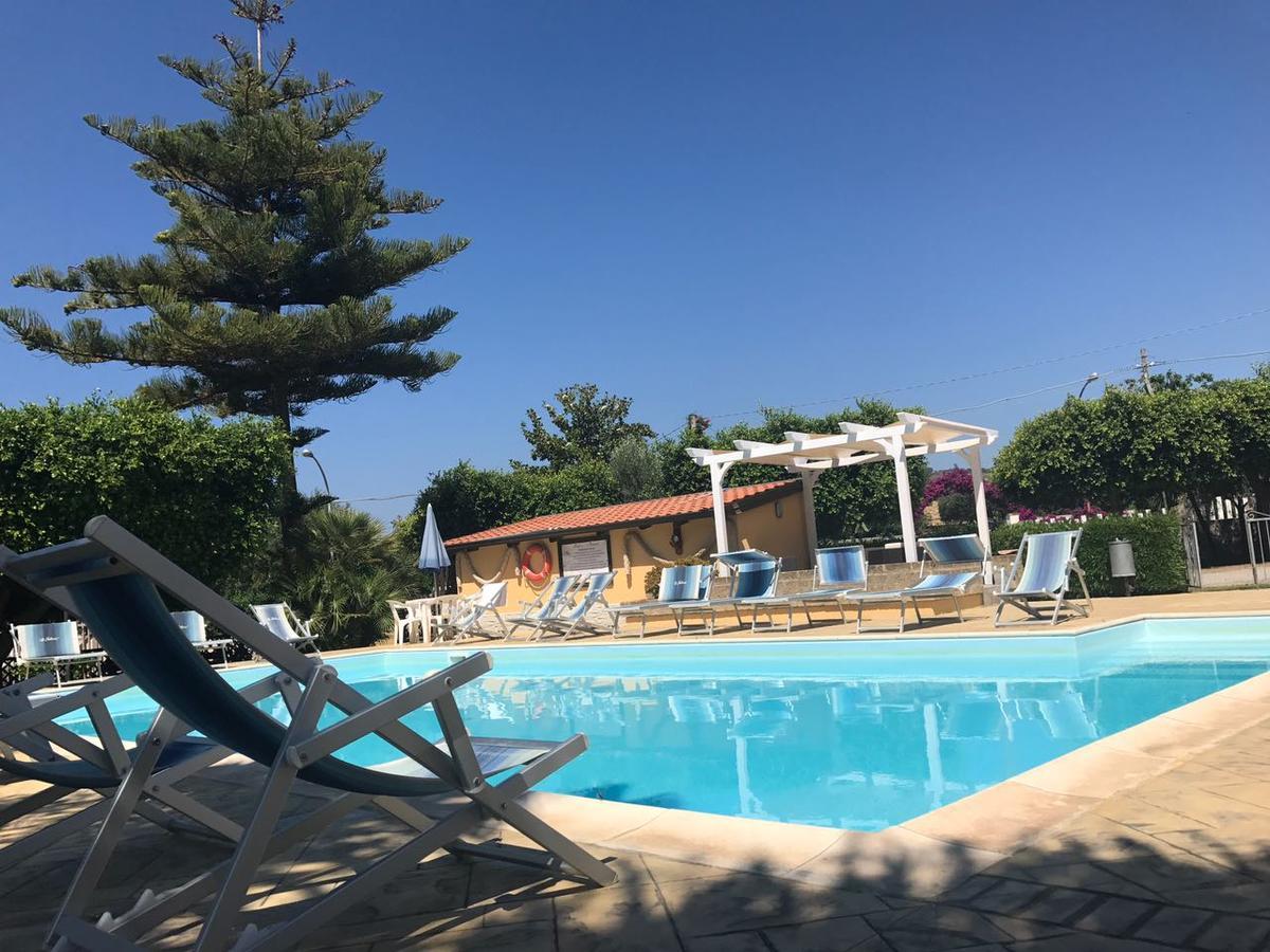 Hotel La Fattoria Sul Mare Capo Vaticano Exteriör bild
